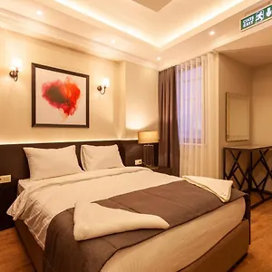2* Hotel Lilium Luxury